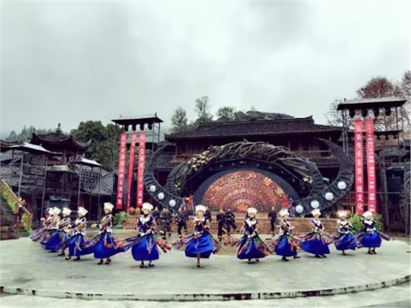 貴州-黃果樹(shù)瀑布、荔波大小七孔、西江千戶苗寨5日游